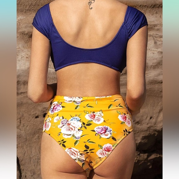 CUPSHE Women's Bikini Swimsuit Lace Up High Waisted Floral Blue Bikini Small - Picture 2 of 4